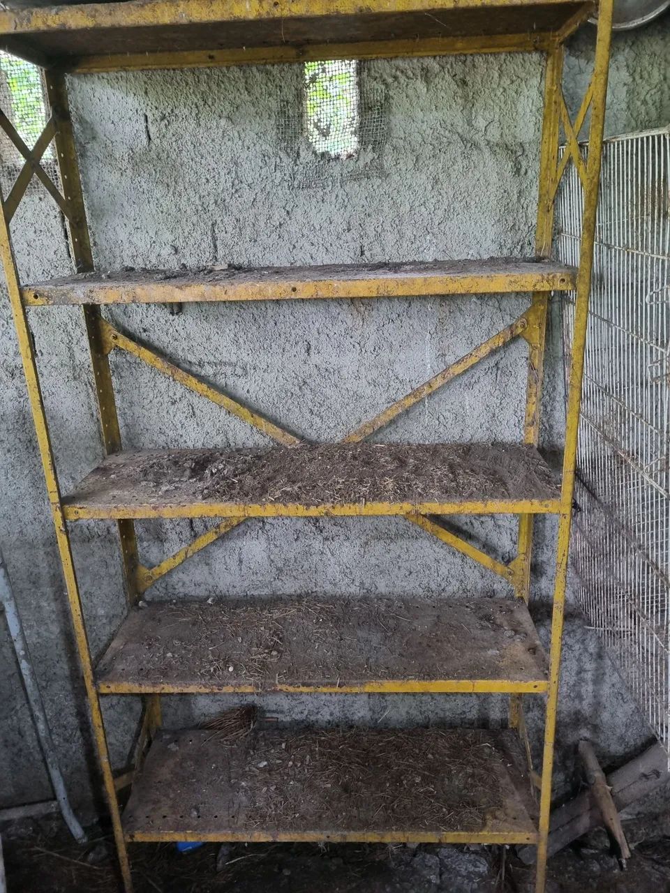 Pratileira de aço