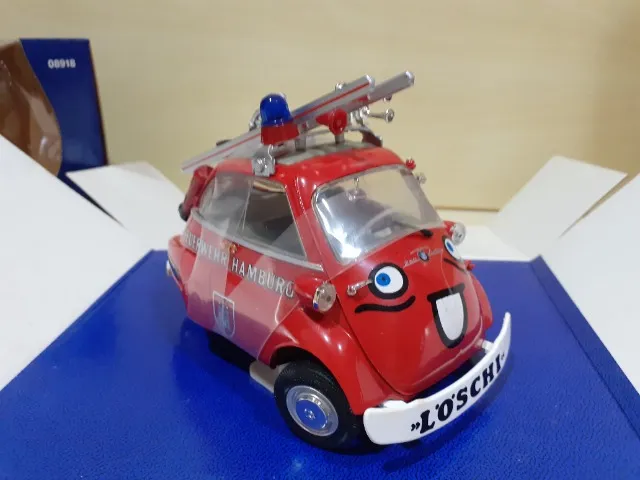 Miniatura Bmw 320i Stw #8 Fina 1/18 Ut Models - Hobbies e coleções