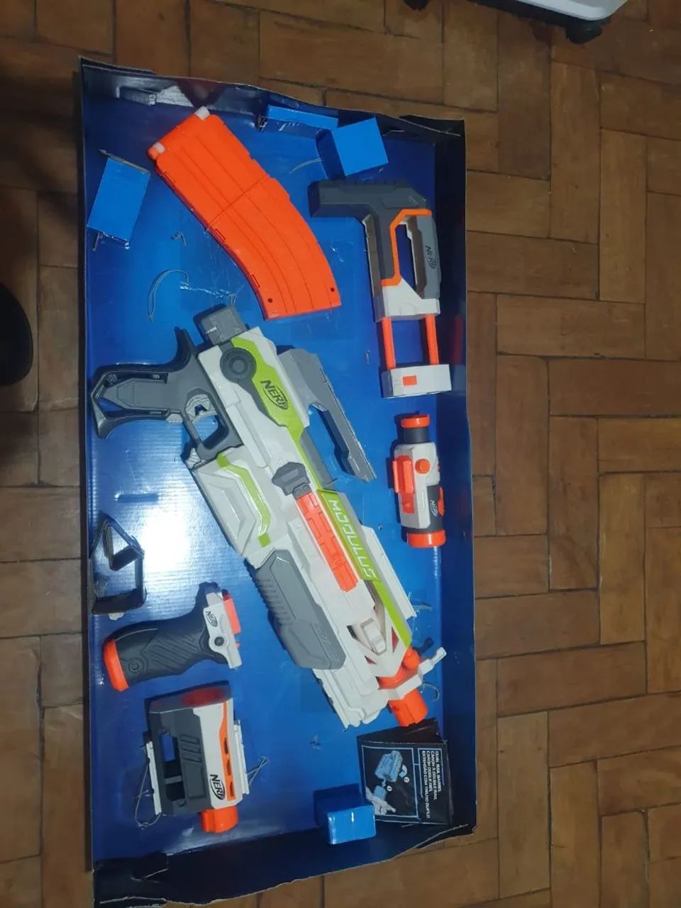 Nerf lançador de dados 