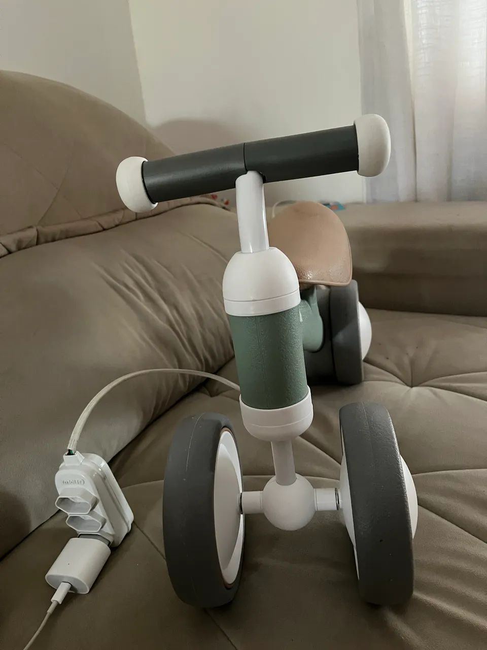 Bicicleta de equilíbrio buba nova - Foto 2