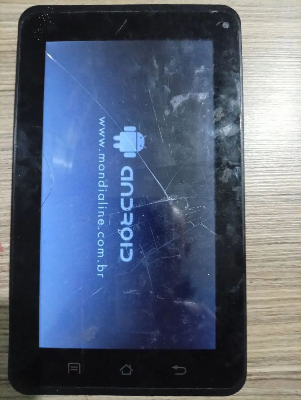 Tablet Mondial Electronic modelo TB-12 com a tela quebrada  - Foto 4