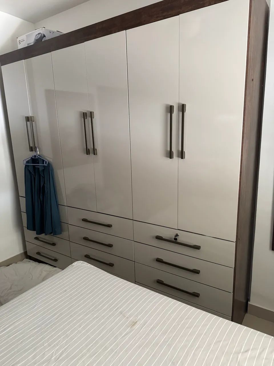 Quarto individual com banheiro em ambiente familiar  - Foto 5