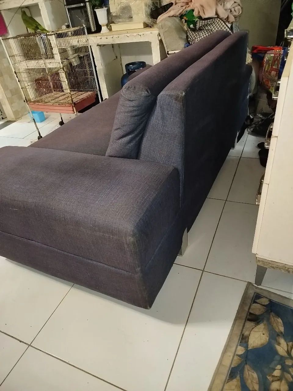 Sofá lindo todo bom confortável 3 lugares  - Foto 3