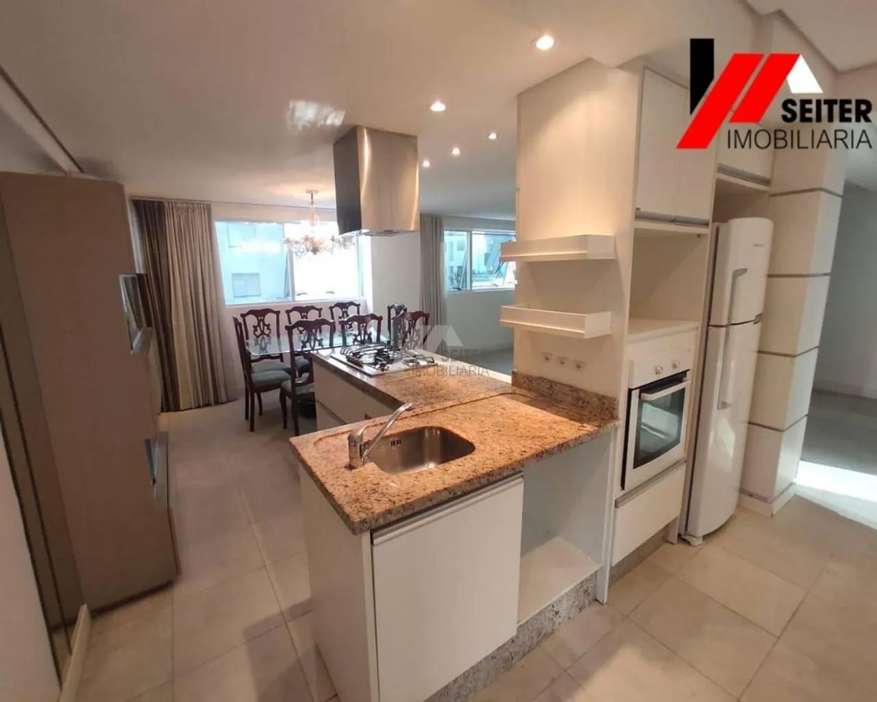 Apartamento semimobiliado 2 suites no centro para Locação 2 vagas - Foto 11