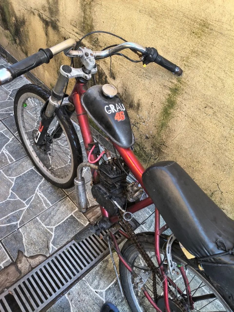 Motorizada 80cc aro 26 só colocar gasolina e rodar 