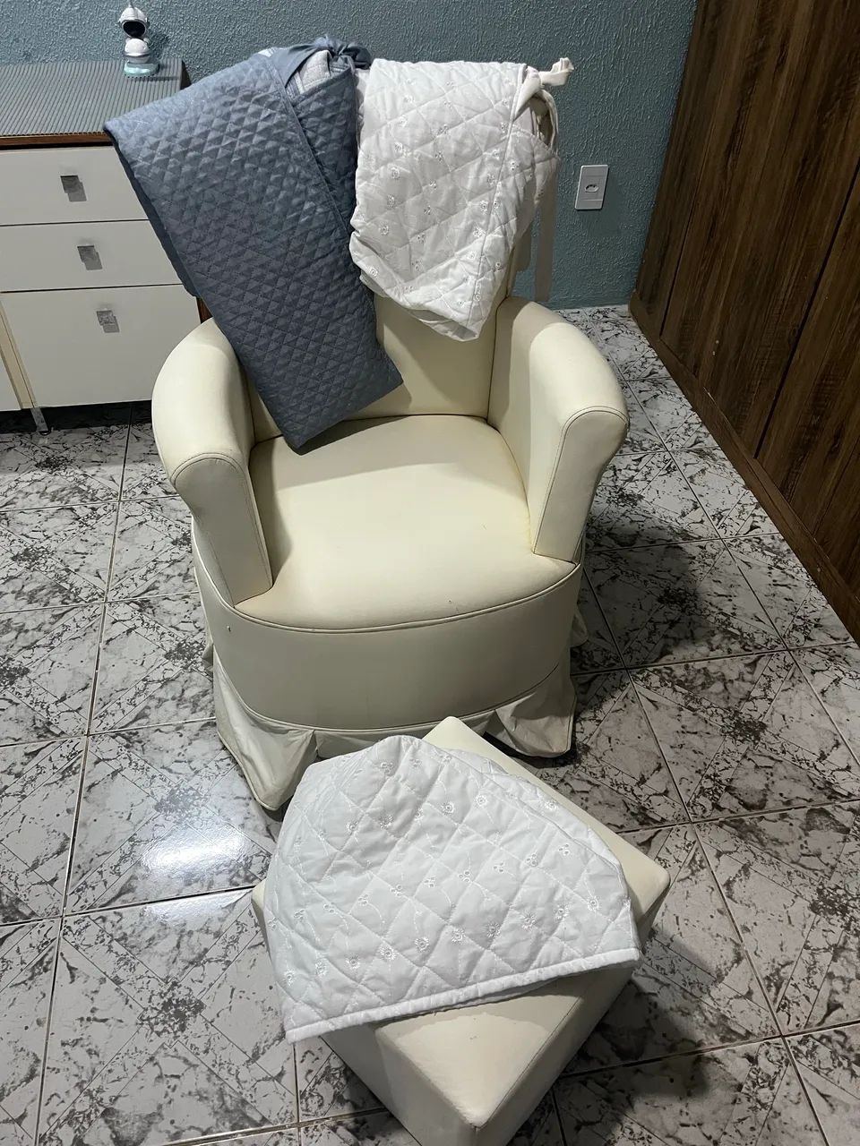 Cadeira amamentação65569119484931122