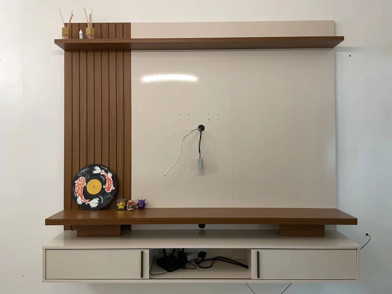 TV 50 polegadas e um painel de parede  - Foto 3