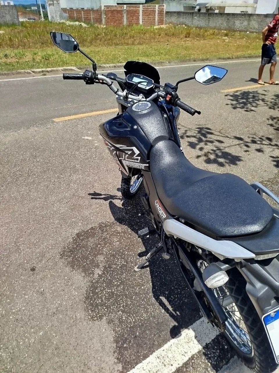 XTZ Lander 250  - Foto 2