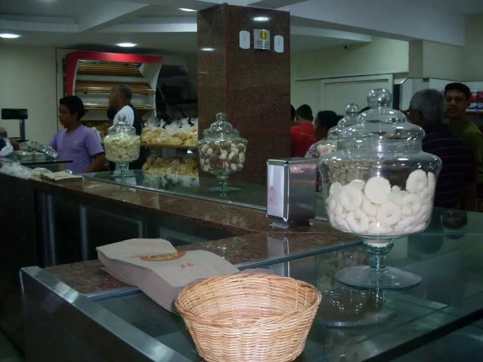 Ponto comercial, loja e sobrado!  - Foto 2