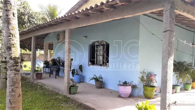 Imóvel para venda possui 162 metros quadrados com 4 quartos em Pinhão - Tanguá - RJ - Foto 5