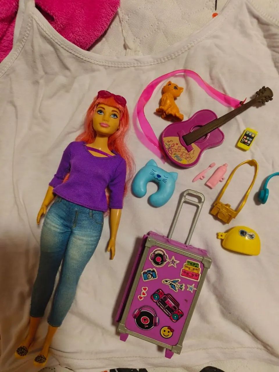 Barbie original com acessórios 