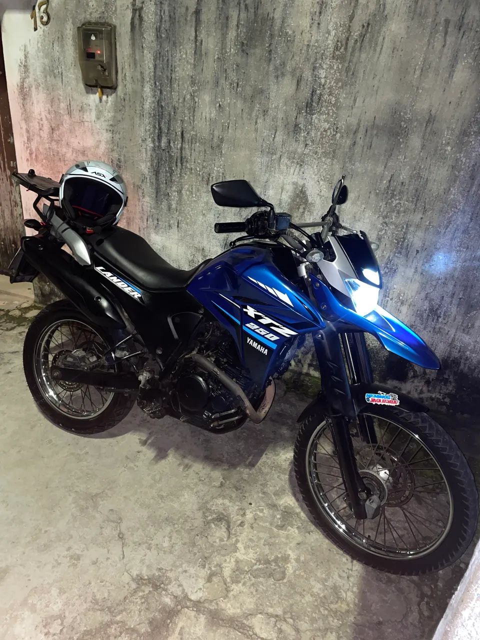 Lander 250