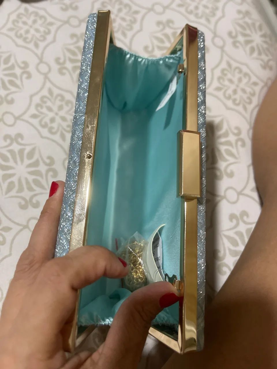 Vendo bolsa de festa nova azul bebê.  - Foto 2