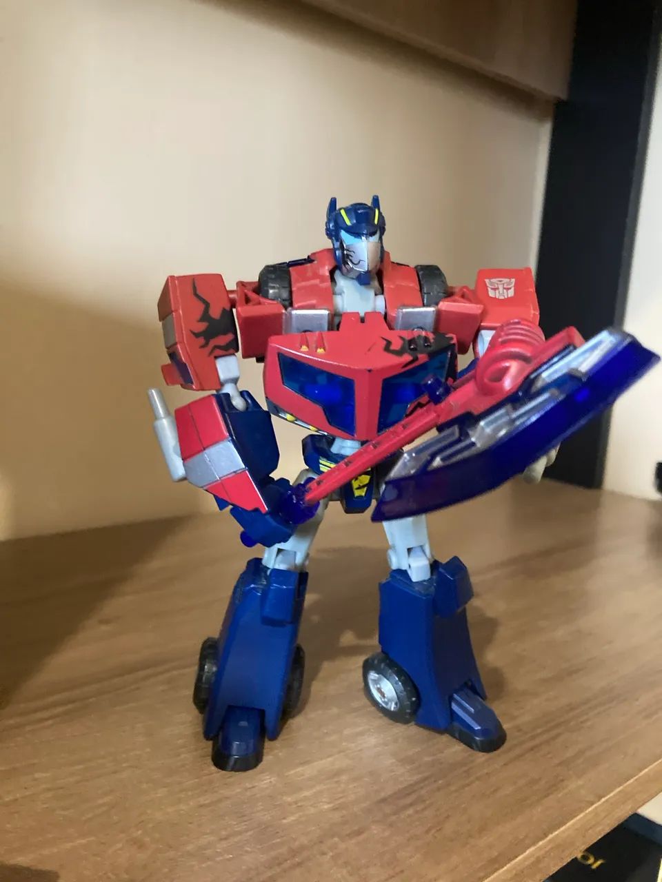 Figura Optimus Prime Animated - com detalhe - Foto 4