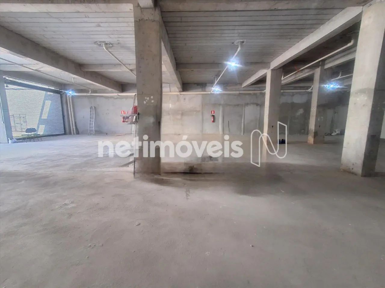 Loja para alugar no bairro Coração Eucarístico, com 142 m²; de área e 02 vagas - Foto 5