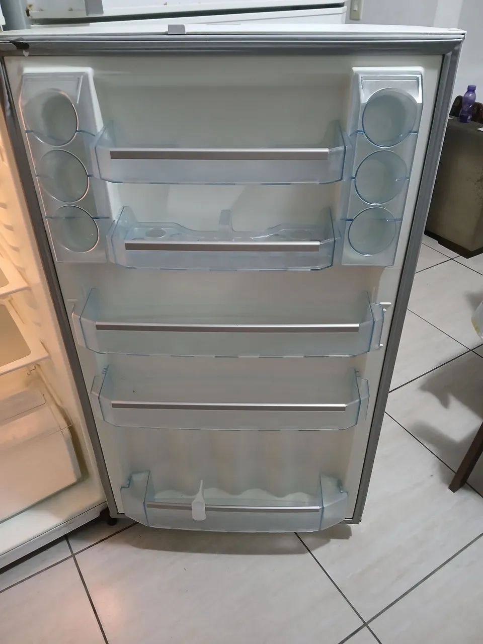 Vende-se geladeira bosch kdv-47 funcionando perfeitamente  - Foto 3