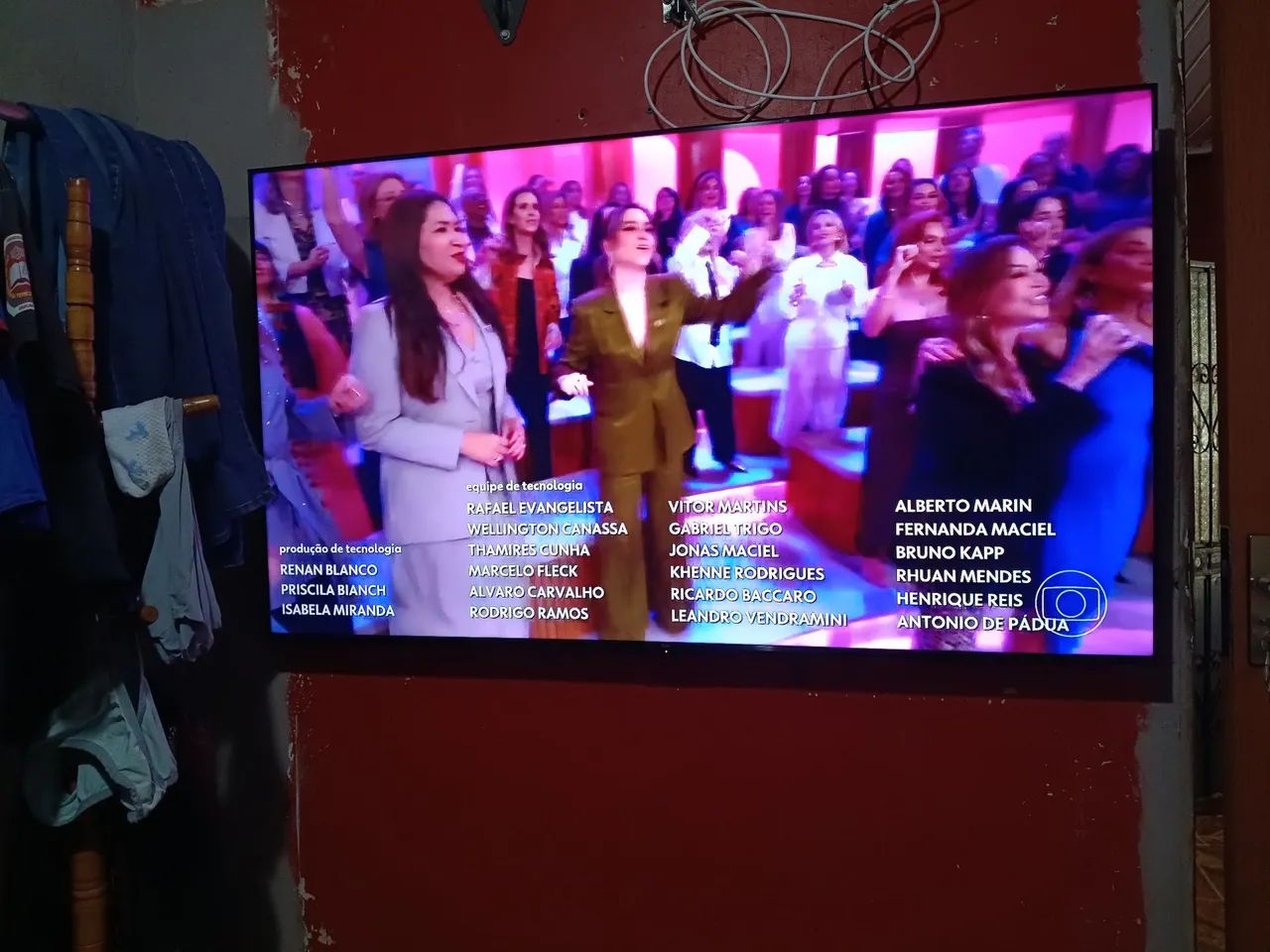 estou vendendo um tv TCL Qled 4 k 65 polegadas 