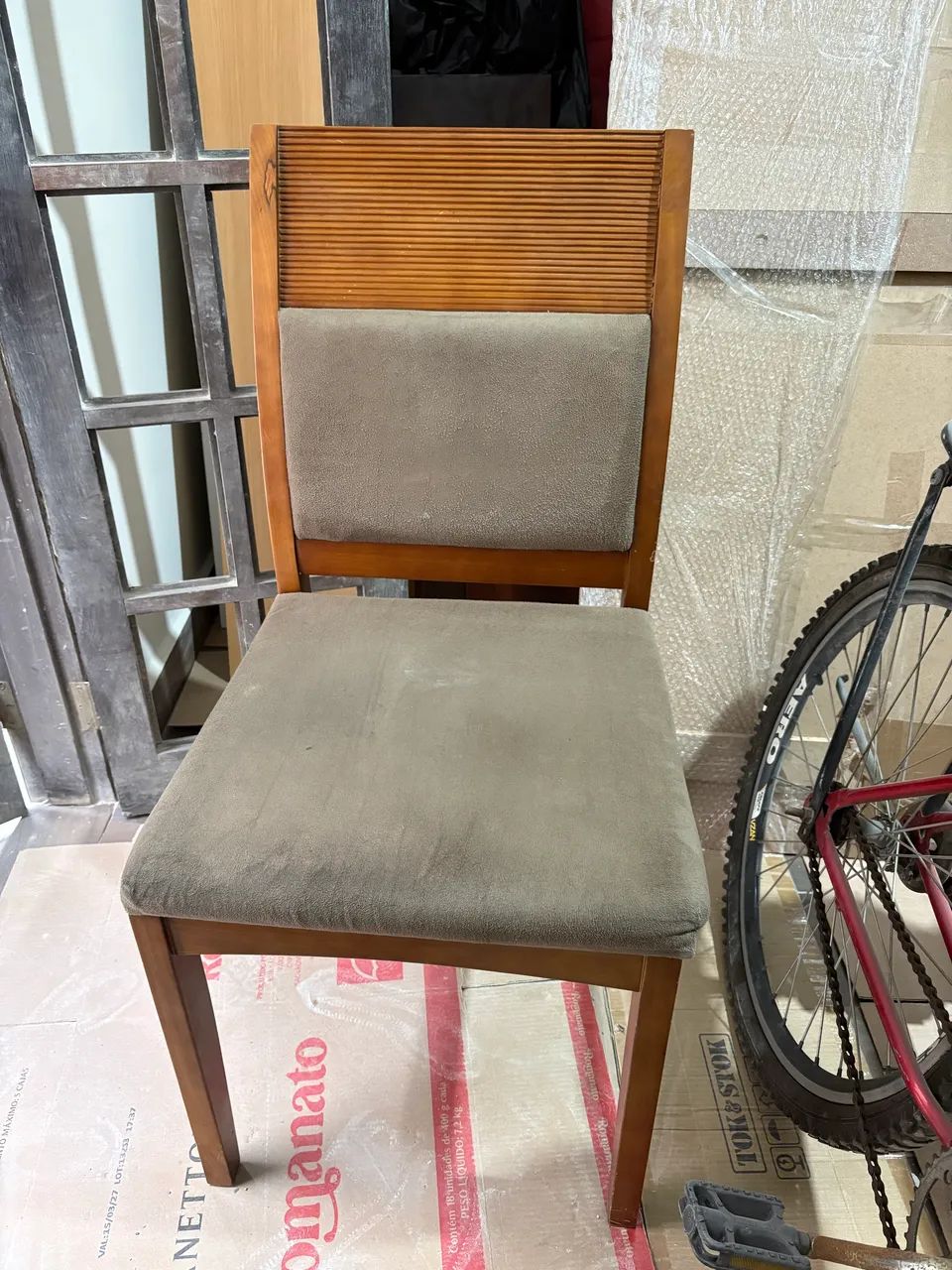 Cadeiras estofadas