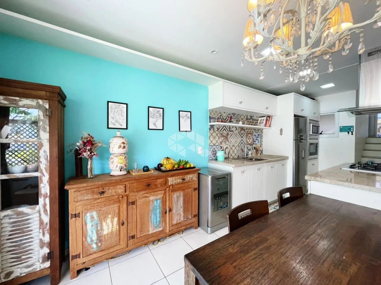 CASA DUPLEX MOBILIADA COM 2 QUARTOS SENDO 1 SUÍTE VISTA PARA O MAR E PISCINA AQUECIDA NA L - Foto 4
