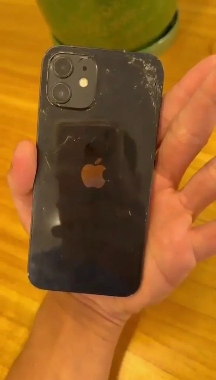 Iphone 12 para retirada de peças - Foto 2