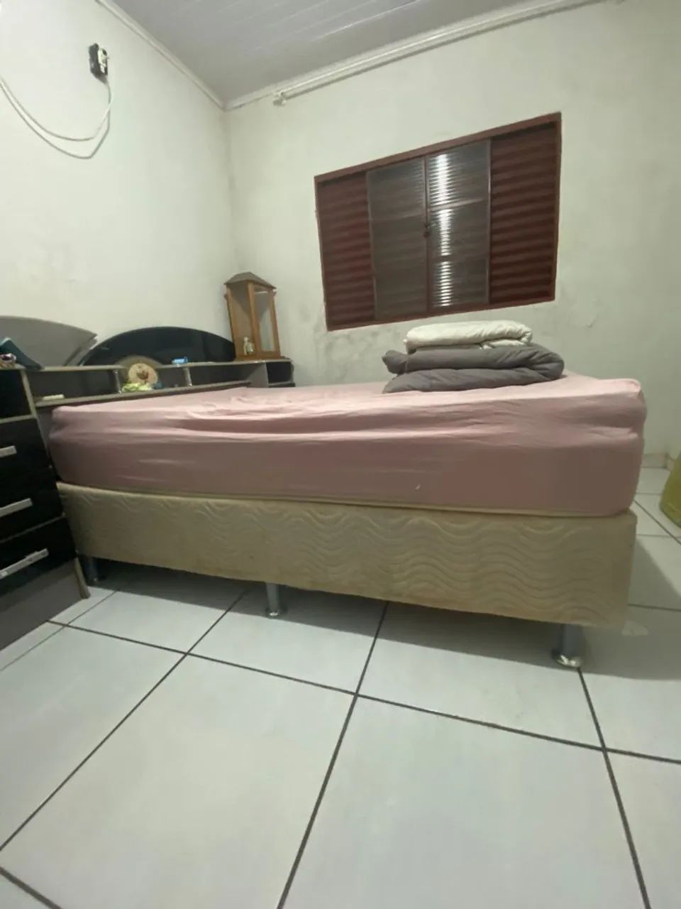 Vendo Cama box casal bege - Foto 3