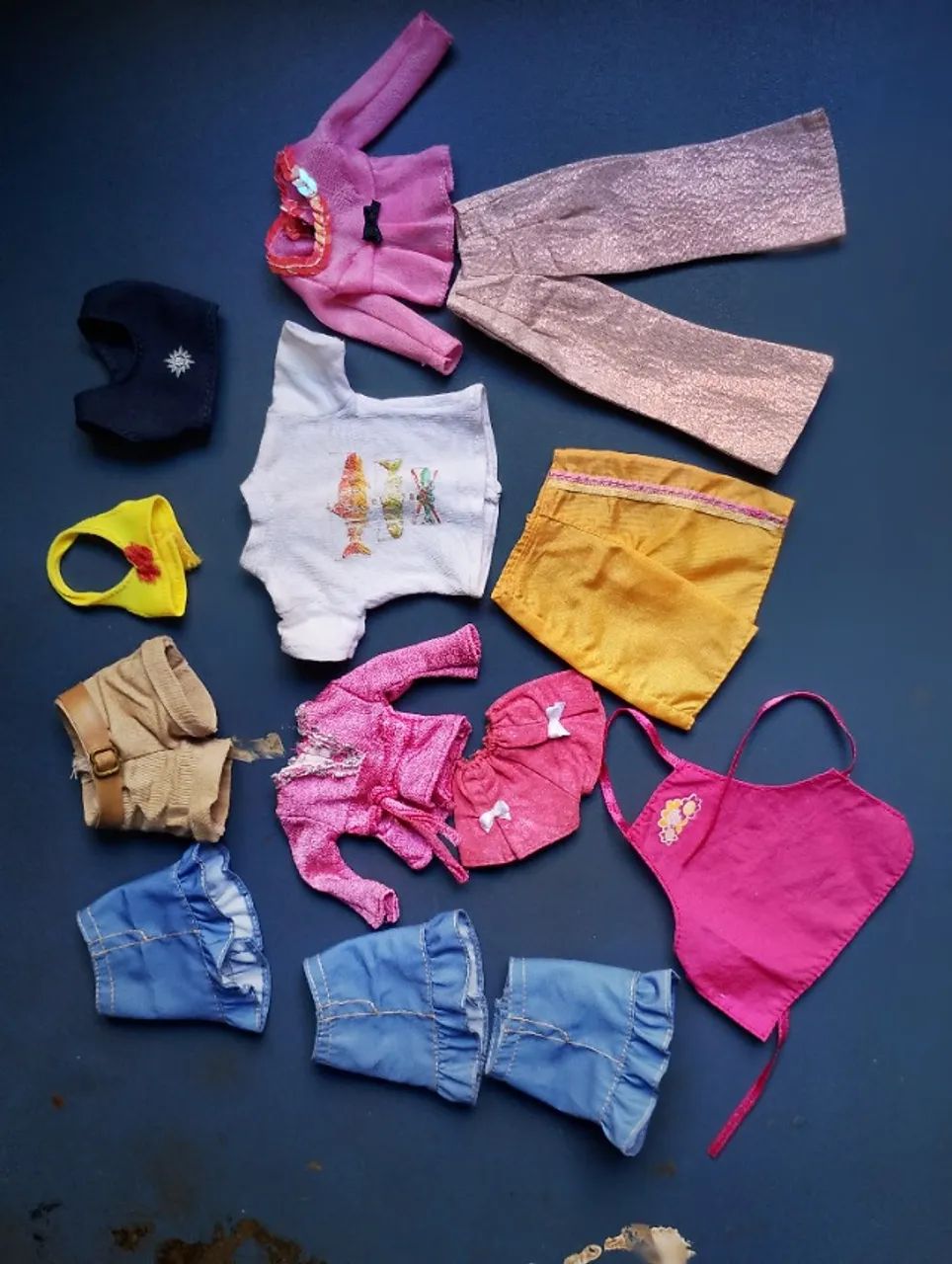 Super lote de roupas e acessórios para boneca Barbie  - Foto 2