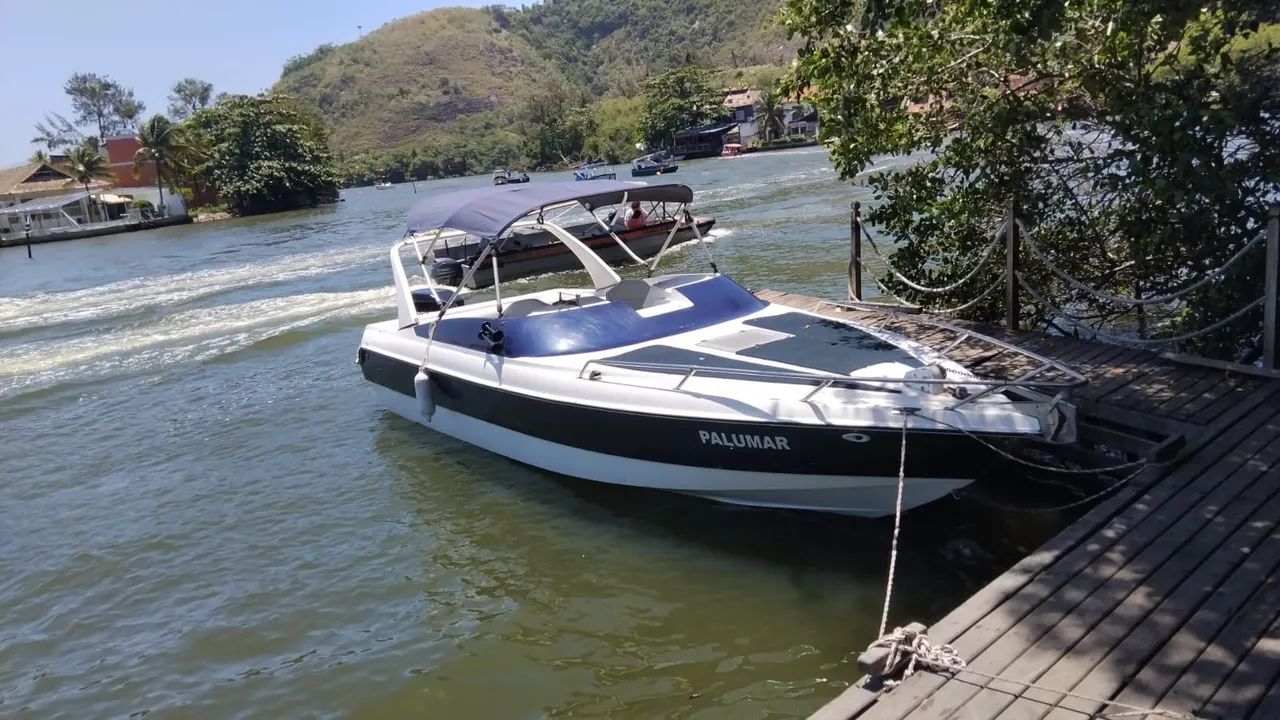 Lancha 24 pés 