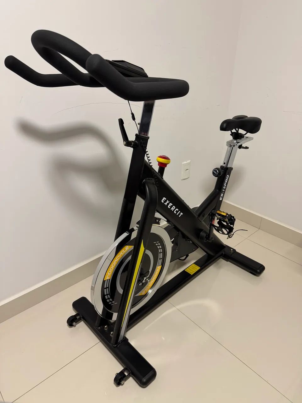 Vende-se Bicicleta Ergométrica  - Foto 5