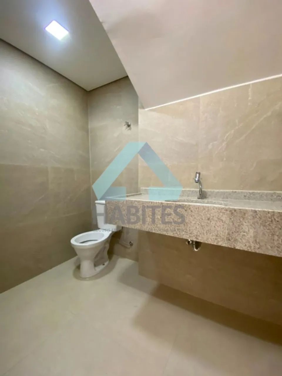 Locação de Comercial / Sala na cidade de Botucatu - Foto 4