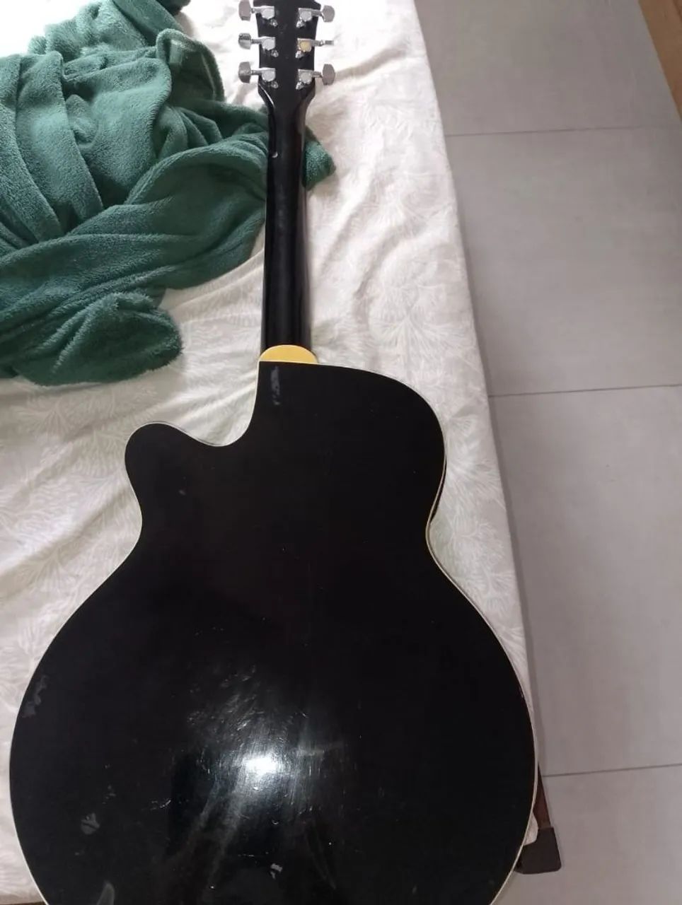 Caixa amplificada e violão elétrico  - Foto 4