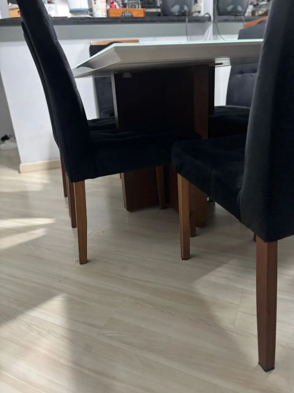 Mesa de jantar com 6 cadeiras - OPORTUNIDADE  - Foto 3