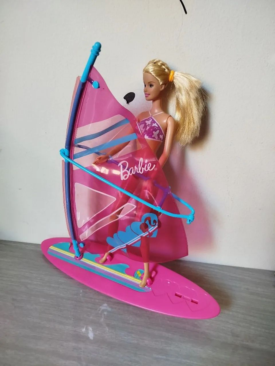 Barbie e prancha