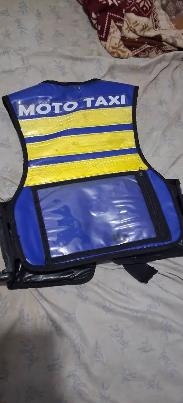 Vendo esse colete moto taxi  - Foto 2