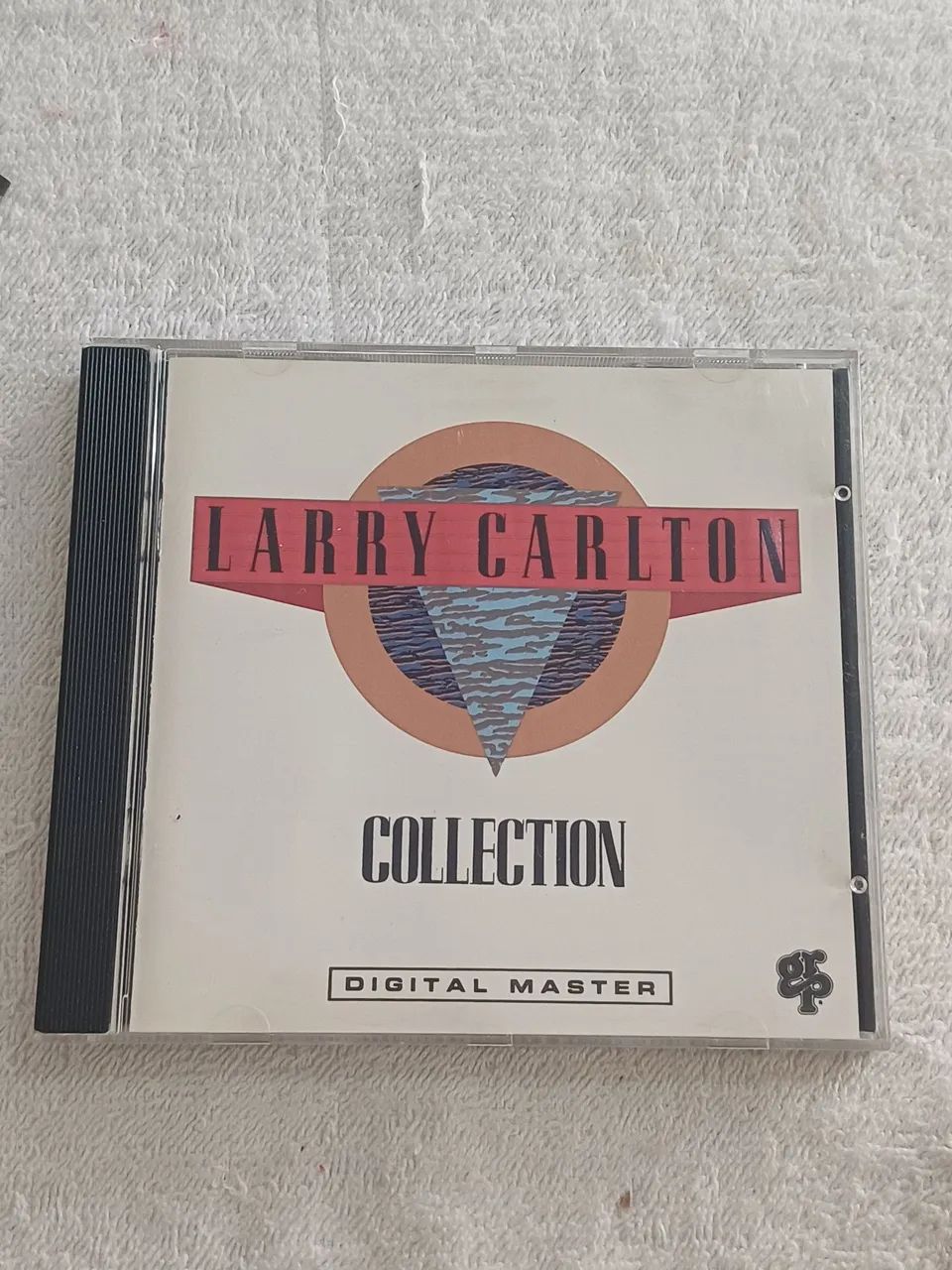 CD de coletânea do guitarrista de jazz Larry Carlton