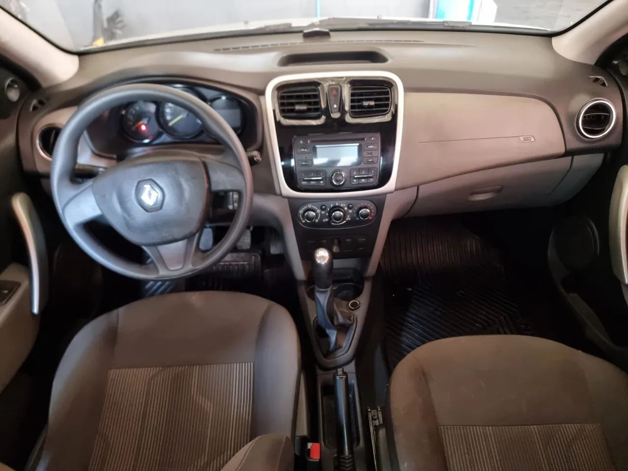 Renault Logan Expression Flex 1.0 12V 4P 2018 - Foto 3