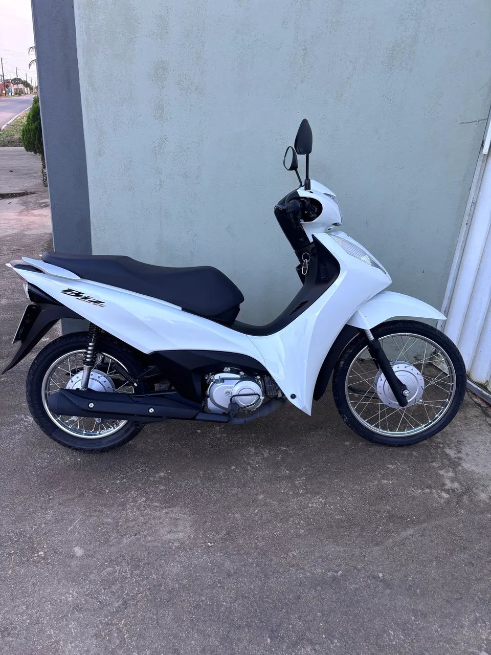 Biz 125 es 2026