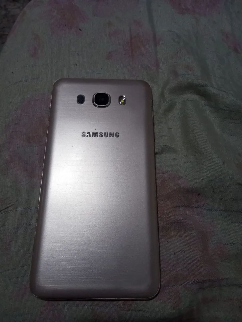 Celular Samsung Galaxy J7. R$100,00 - Foto 2