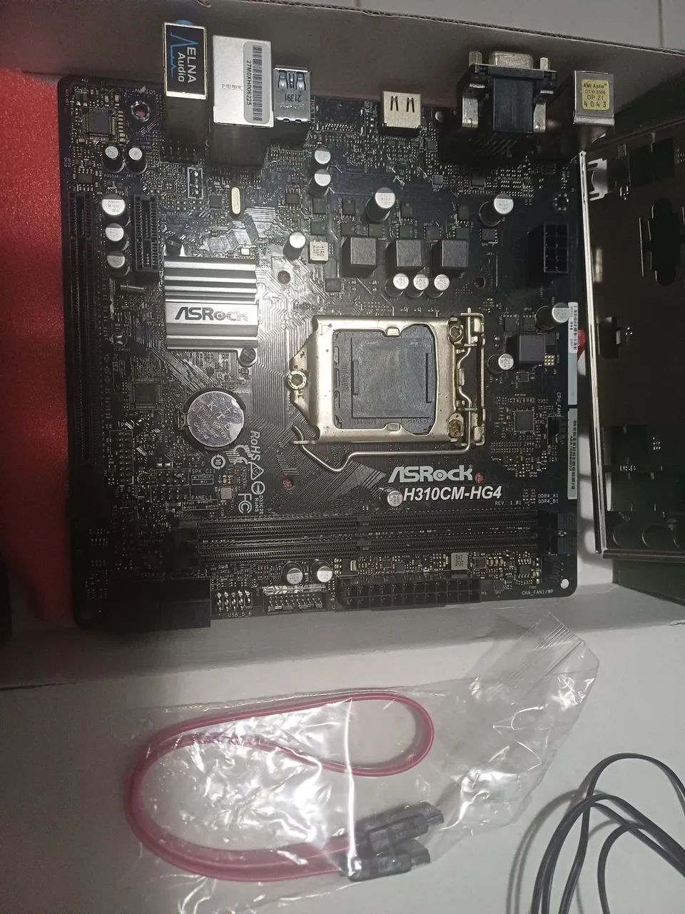 ( COM DEFEITO) placa mãe H310CM-HG4 Asrock