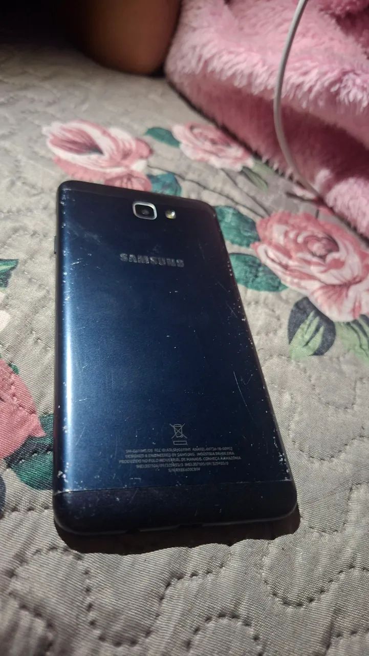 Vendo Samsung J7 em bom estado - Foto 2
