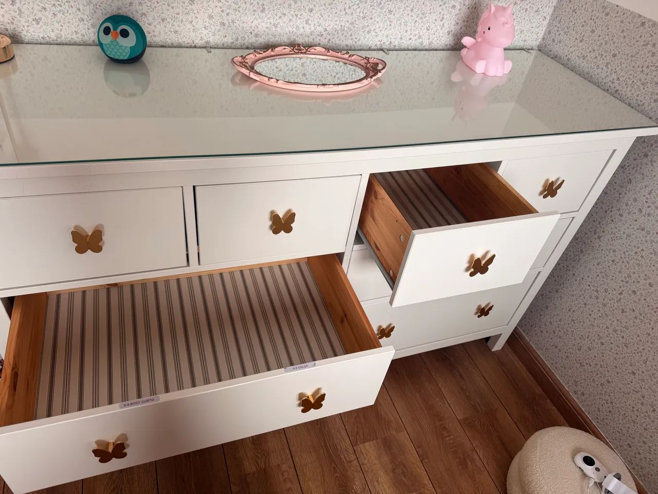 Cômoda 8 gavetas  - Foto 2