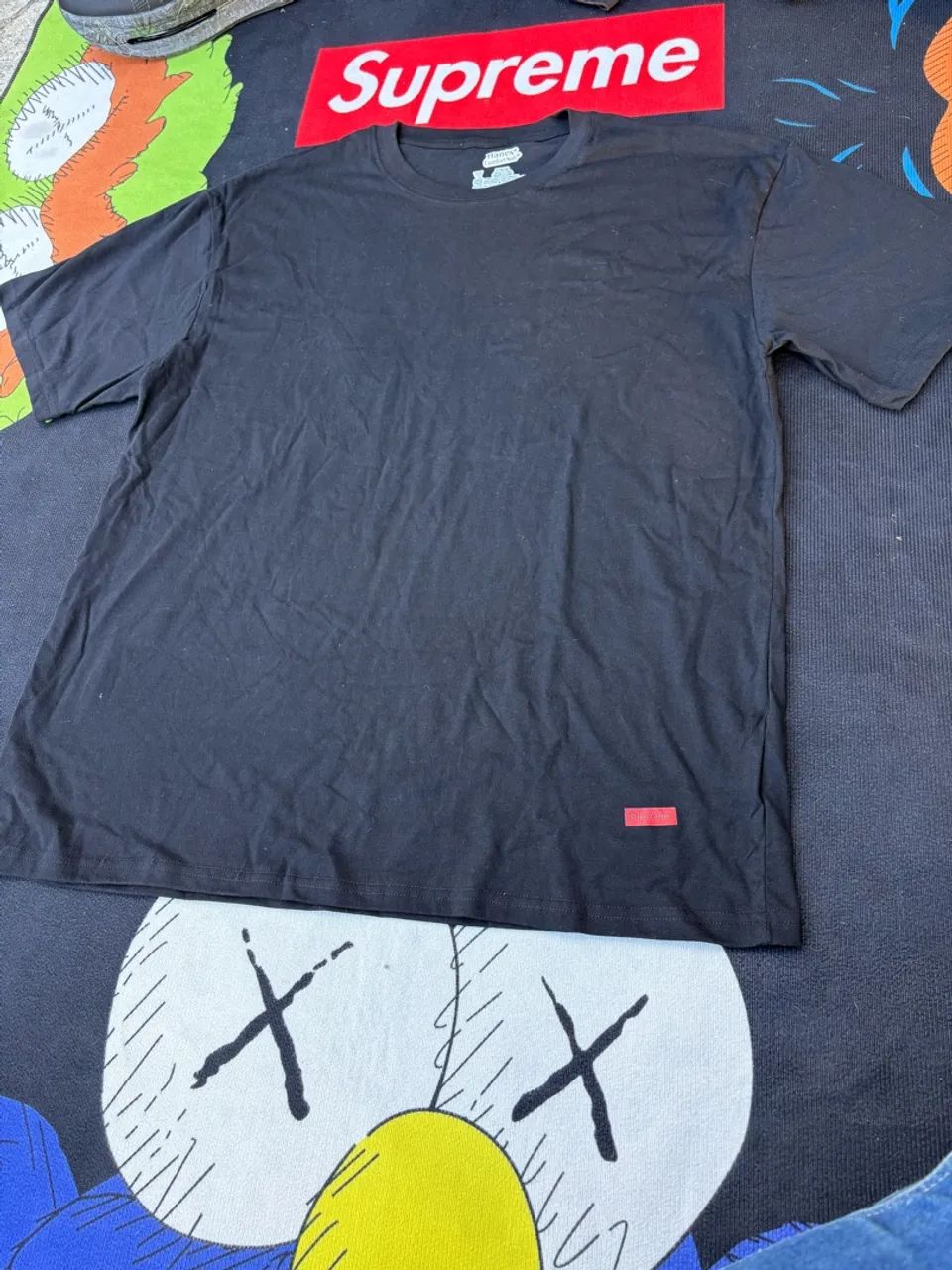 Camiseta básica supreme hanes 