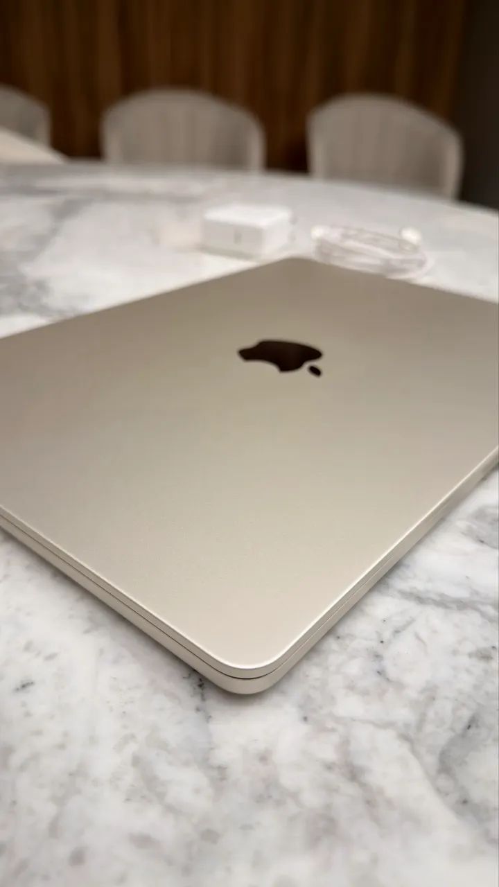 MacBook Air 13.6 M3/8/256 