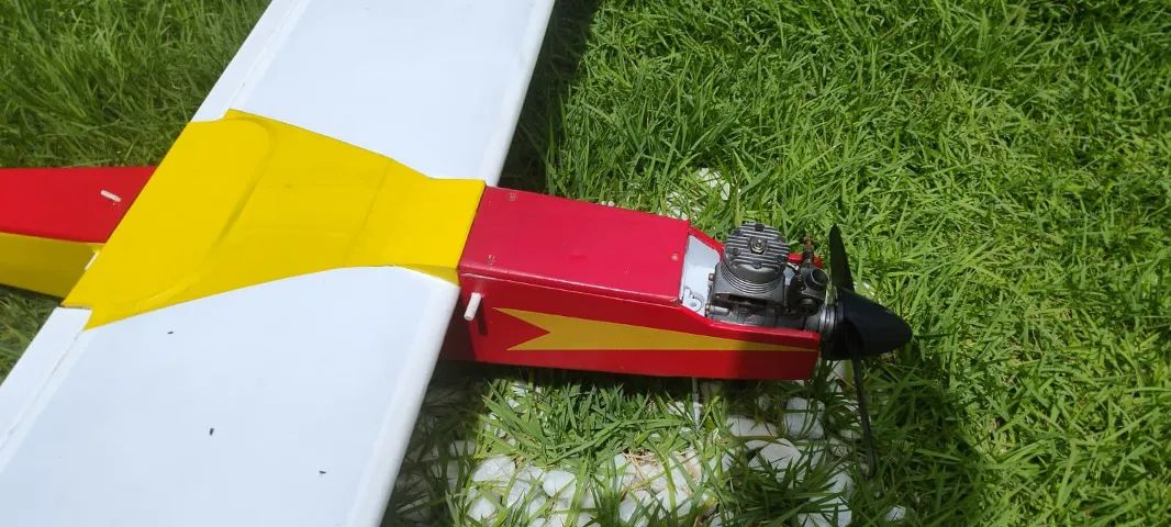 Aeromodelo com motor 46 - Para iniciantes e Avançados - Foto 2