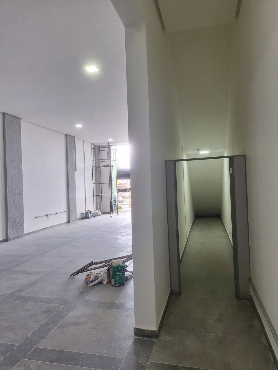 Aluga-se ponto comercial CENTRO - Foto 3