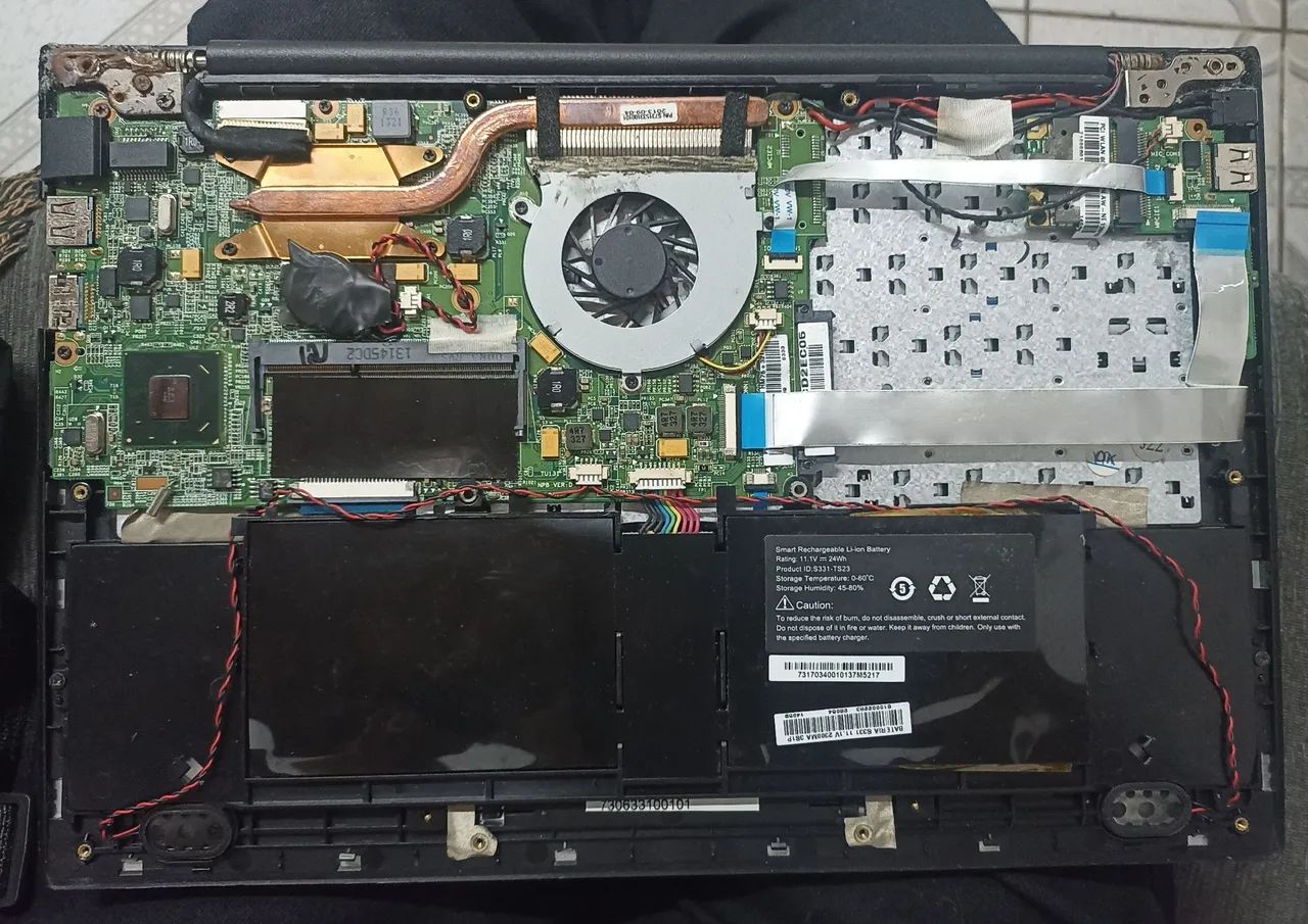 Notebook CCE i3 ( Para Retirada de Peças ou reparos ) - Foto 3