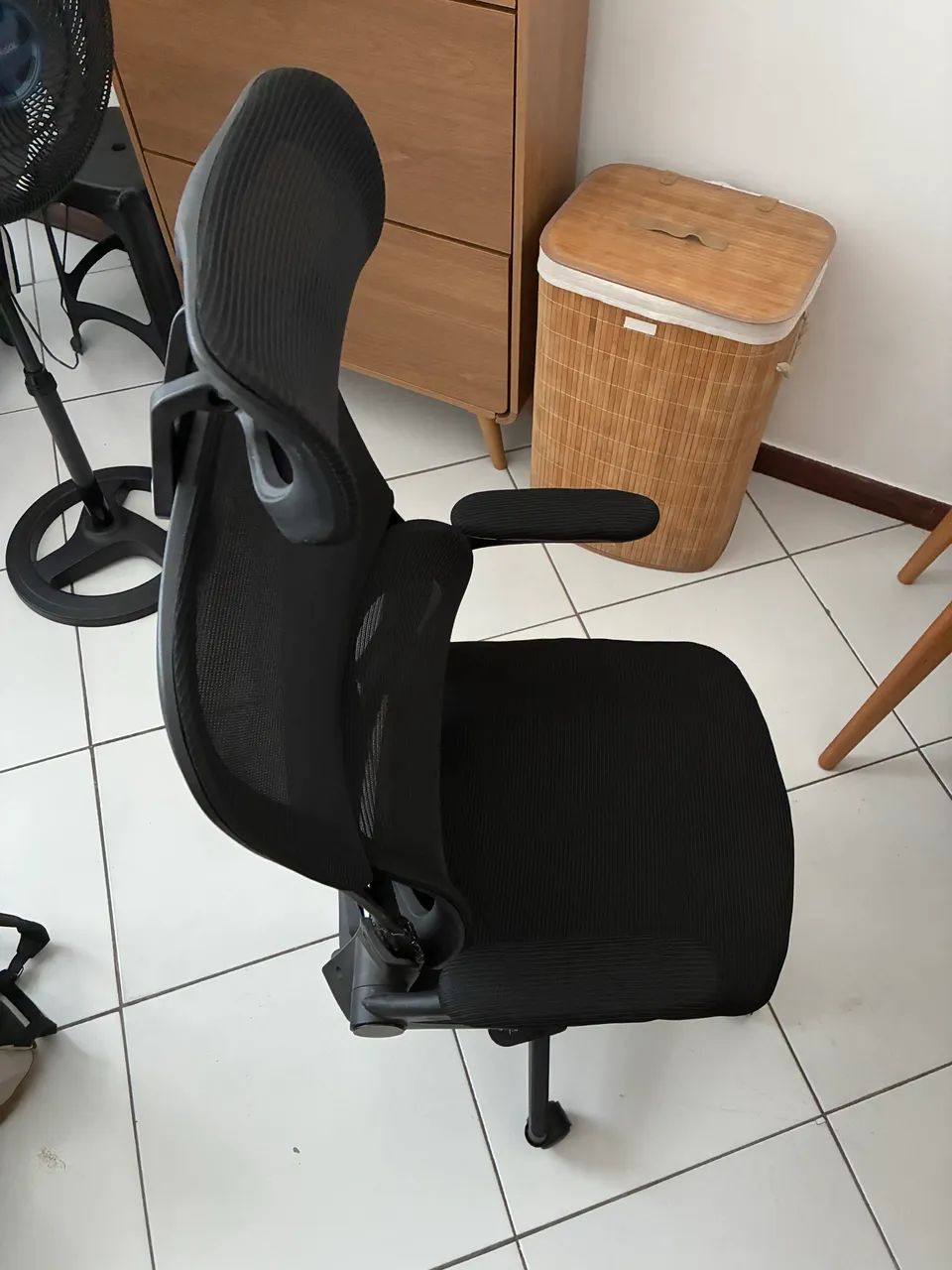 Cadeira ergonômica  - Foto 3