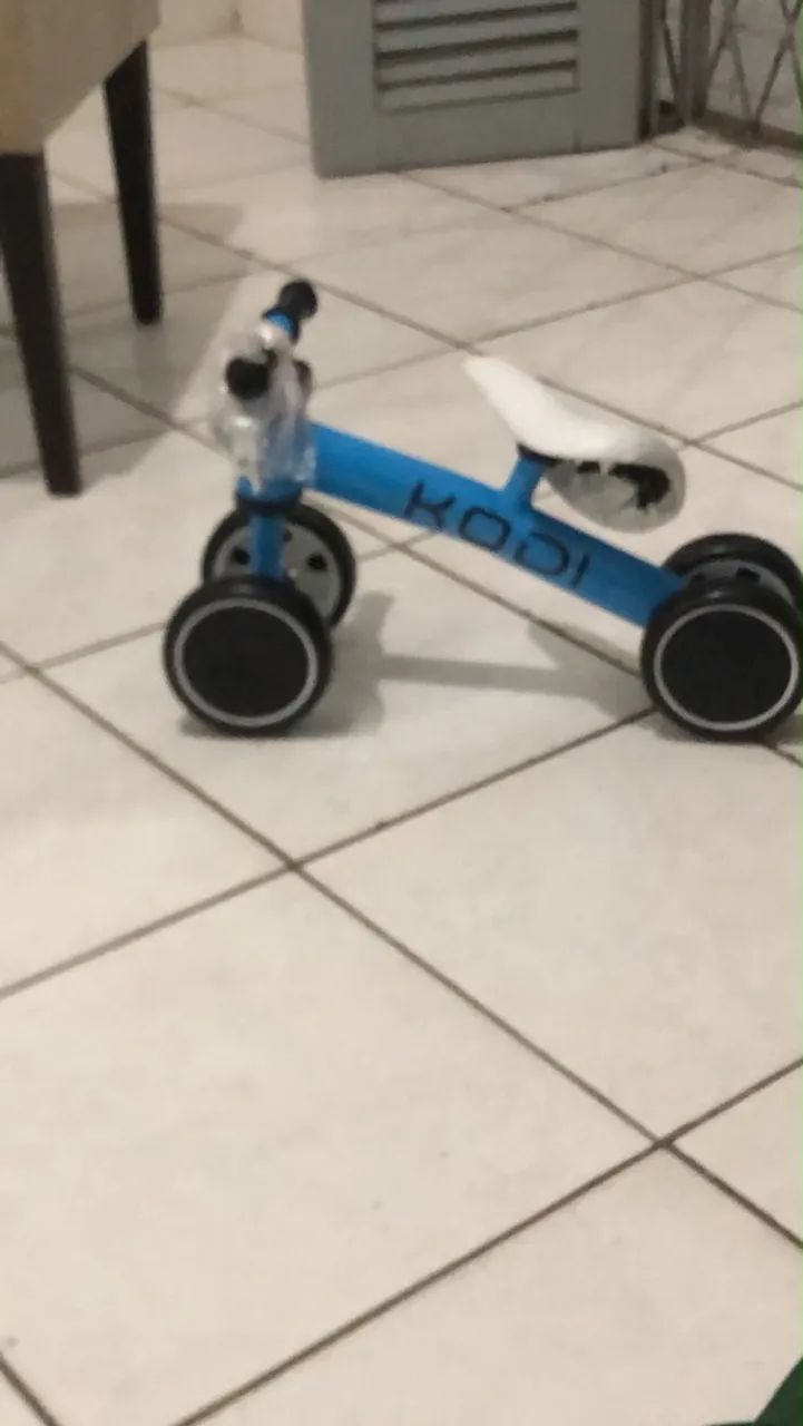 Bicicleta de equilíbrio 