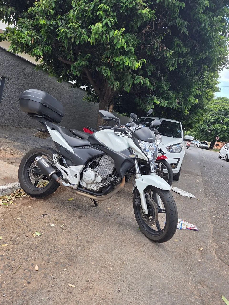 Cb300r 2013 seminova