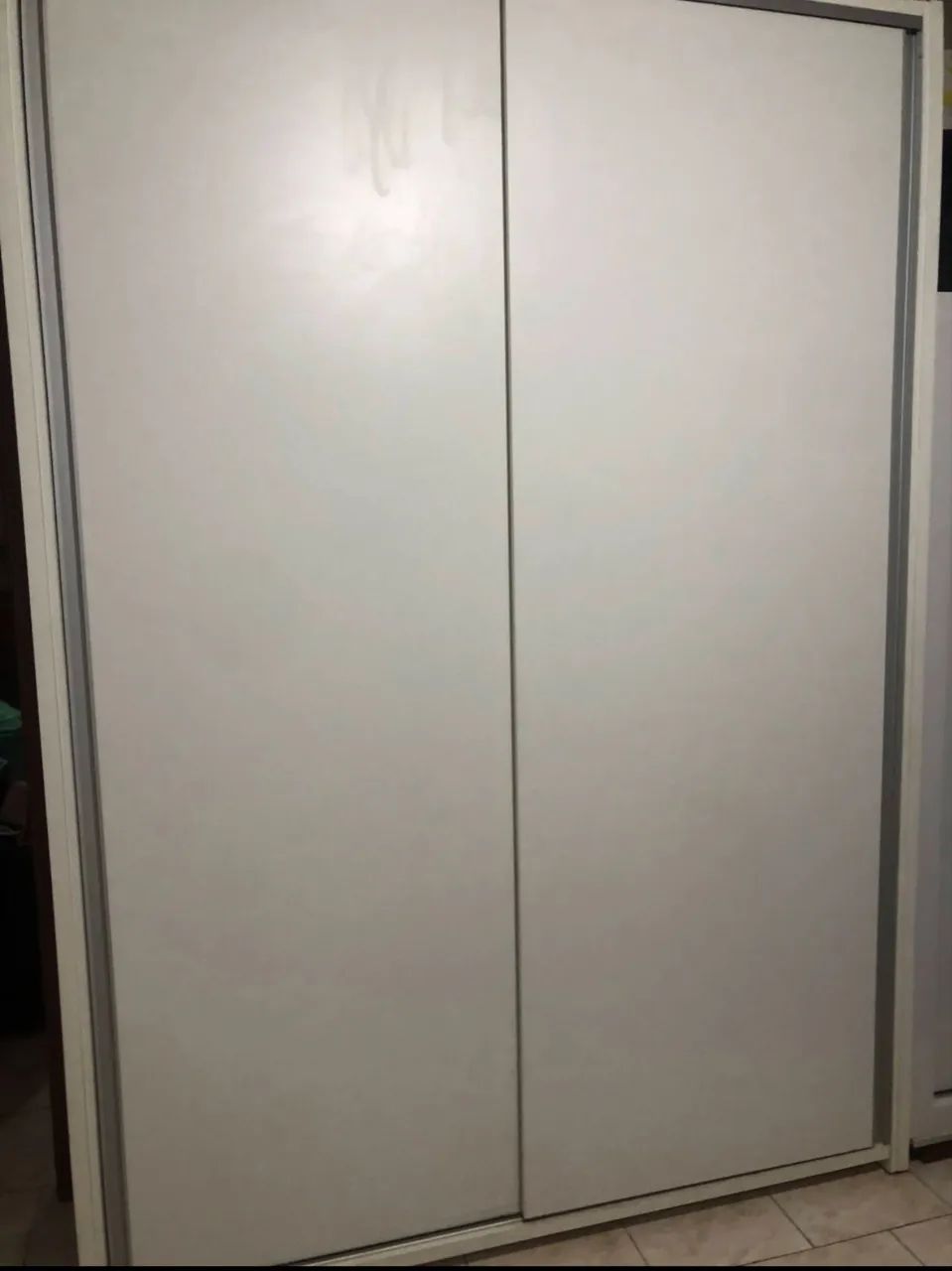 Roupeiro planejado c/6 gavetas e porta de correr - Foto 3