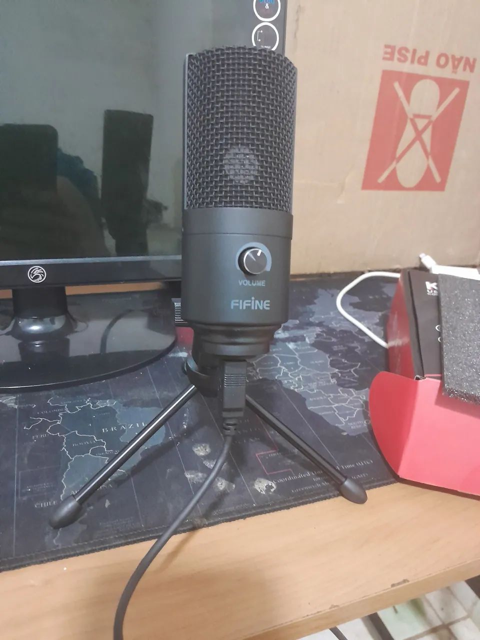 Microfone FIFINE K680 USB - Excelente Qualidade de Áudio<br> - Foto 2